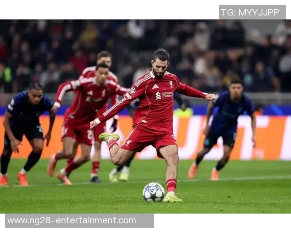 英超激战国米与利物浦鏖战至平局绝杀时刻点燃全场激情