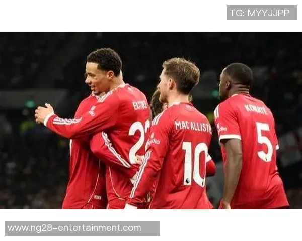 德甲激战：利物浦狂胜拜仁四球大捷帽子戏法点燃全场热情