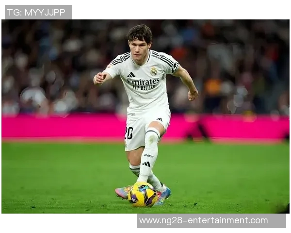 德甲精彩对决本菲卡逆转皇马上演惊天大逆转全场沸腾 德甲精彩对决本菲卡逆转皇马上演惊天大逆转全场沸腾