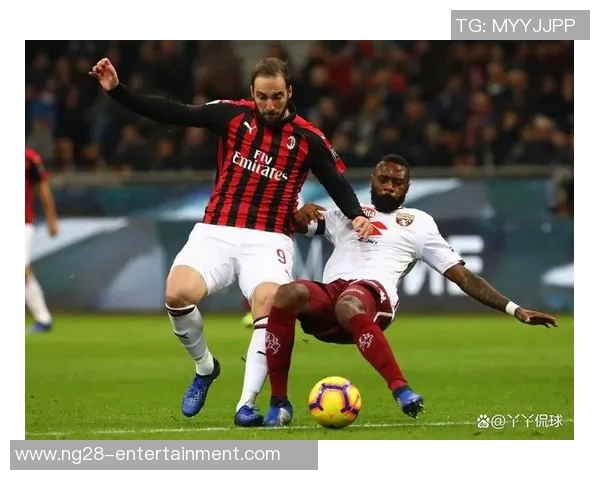 意甲精彩对决拜仁大胜AC米兰帽子戏法引发全场狂欢战术分析揭秘 意甲精彩对决拜仁大胜AC米兰帽子戏法引发全场狂欢战术分析揭秘