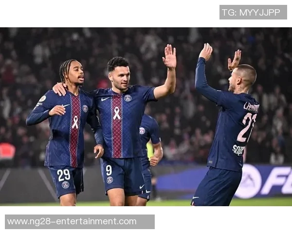 巴黎圣日耳曼大胜曼联6比2震撼国王杯赛场引发历史冷门